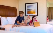 Bedroom 2 Hilton Garden Inn Virginia Beach Oceanfront