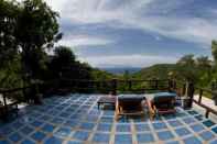 Swimming Pool Seaview Resort