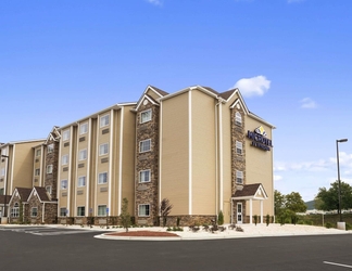 Exterior 2 Microtel Inn & Suites By Wyndham Lynchburg