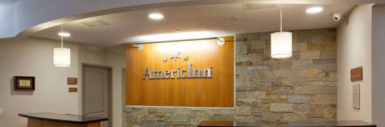 Lobi AmericInn by Wyndham Waupun