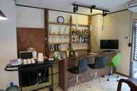 Bar, Cafe and Lounge Minshuku Seaside House Dugong