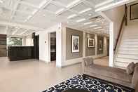 Lobby Days Inn by Wyndham Stouffville