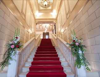 Lobby 2 Château de Cîteaux