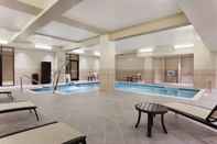 Swimming Pool Hilton Garden Inn Rochester Downtown