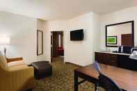 Common Space Hilton Garden Inn Rochester Downtown