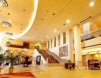 Lobby 2 Hotel Lifort Sapporo