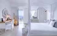 Kamar Tidur 4 Santorini Secret Suites & Spa