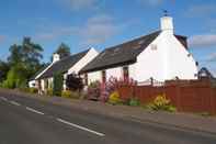 Exterior Ardoch Cottage Bed & Breakfast