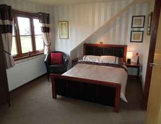 Bedroom 2 Ardoch Cottage Bed & Breakfast