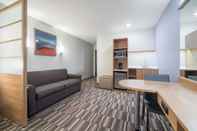 Common Space Microtel Inn & Suites By Wyndham Moorhead Fargo Area