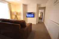Common Space Andover House Hotel & Restaurant - Adults only