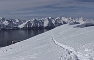 Tempat Tarikan Berdekatan 7 Arctic Panorama Lodge