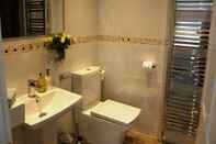 In-room Bathroom Croham Park Bed & Breakfast