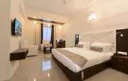 Bedroom 3 Hotel Crimson Palace