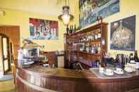 Bar, Kafe dan Lounge Hotel Baia