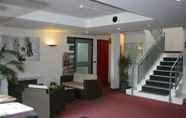 Lobi 2 B&B Hotel Angers Parc Expos