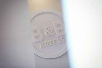 Lobi 4 B&B Hotel Angers Parc Expos