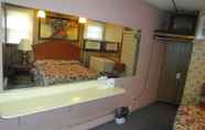 Kamar Tidur 4 Jade Inn Motel