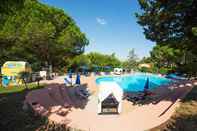 Swimming Pool Toscana Holiday Village