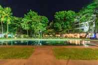 Swimming Pool Palms, Mount Lavinia