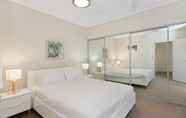 Bedroom 5 Property Vine - Dalgety Apartments