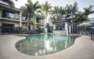 Swimming Pool 4 Coral Cay Resort