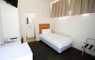 Bedroom 3 Townsville City Motel