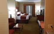 Kamar Tidur 5 Best Western Plus Finger Lakes Inn & Suites