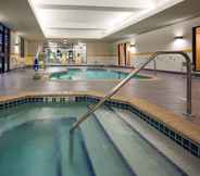 Swimming Pool 4 Fairfield Inn & Suites by Marriott St. Paul Northeast