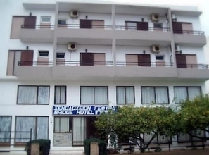 Bên ngoài 4 Hotel Gefyra