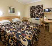 Bilik Tidur 3 Road Lodge Bloemfontein Airport