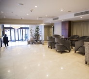 Lobby 2 Grand Aras Hotel & Suites