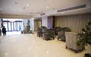 Lobby 2 Grand Aras Hotel & Suites