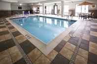 สระว่ายน้ำ Hampton Inn & Suites Toledo/Westgate