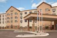 ภายนอกอาคาร Country Inn & Suites by Radisson, Bemidji, MN