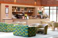 Quầy bar, cafe và phòng lounge Yarnfield Park Training Centre