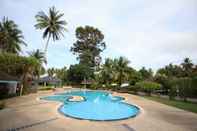 Kolam Renang Suan Bankrut Beach Resort