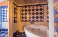 In-room Bathroom 3 Hotel Spa Villa Pasiega