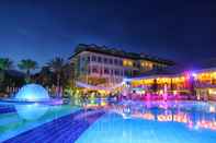 Swimming Pool Queen's Park Le Jardin - All Inclusive