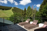 Kolam Renang Pytloun Wellness Hotel Harrachov