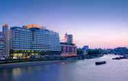 Exterior 3 Sea Containers London