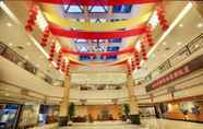 Lobby 3 Guilin Park Hotel