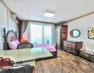 ห้องนอน 2 Sokcho Esher House Pension