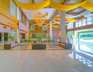 Lobby 2 Phoenix Hotspring Resort