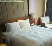 Bedroom 7 Dongguan Haixia Hotel