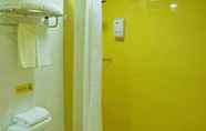 In-room Bathroom 7 Home Inn Shenzhen Dongmen Hubei Subway Branch