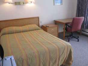Phòng ngủ 4 Clarkson Village Motel