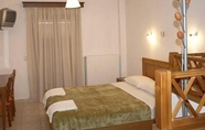 Kamar Tidur 4 Aristea Hotel