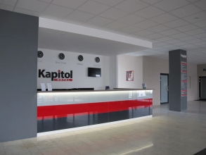 Lobi 4 Hotel Kapitol