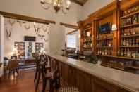 Quầy bar, cafe và phòng lounge Drostdy Hotel by NEWMARK